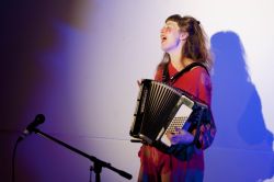 DSC_0068_.jpg Alicia Edelweiss